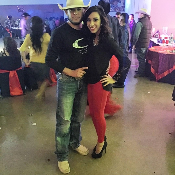 Meet your Posher, Sam - Picture 1 of 1