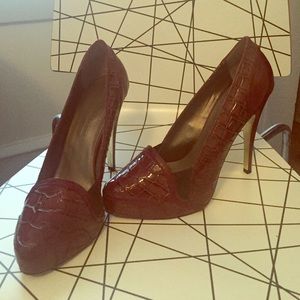 French Connection burgundy pumps
