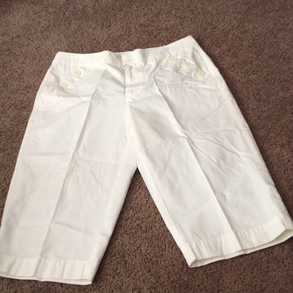 Liz Claiborne | Pants u0026 Jumpsuits | Liz Claiborne Capris Petite 2 | Poshmark