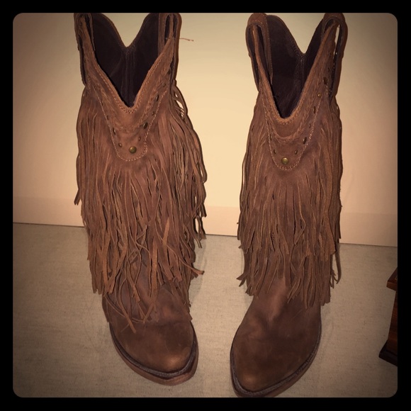 Practically new fringe boots!