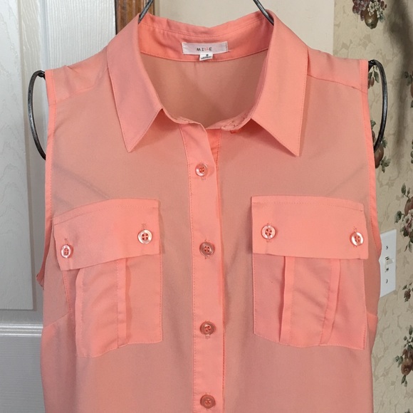 Peach Hi-Low Top - Picture 2 of 4