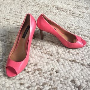 Ann Taylor pink peep toe pumps