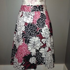 Ann Taylor floral skirt, size 8