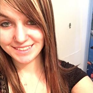 Meet your Posher, Yana