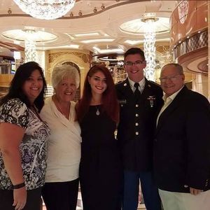 Meet your Posher, Dana