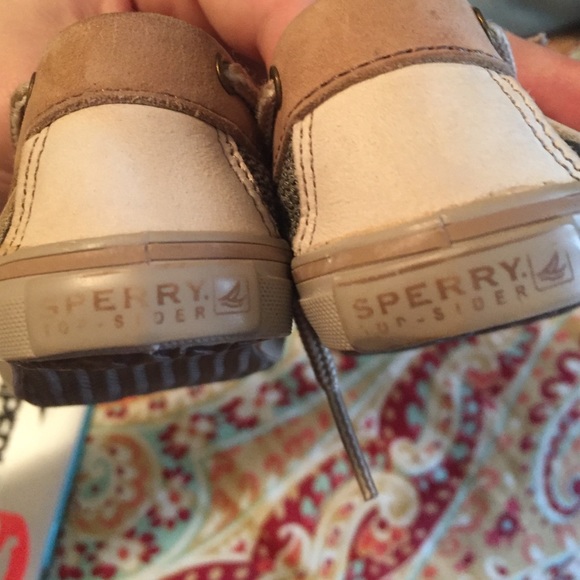Infant sperrys - Picture 3 of 4