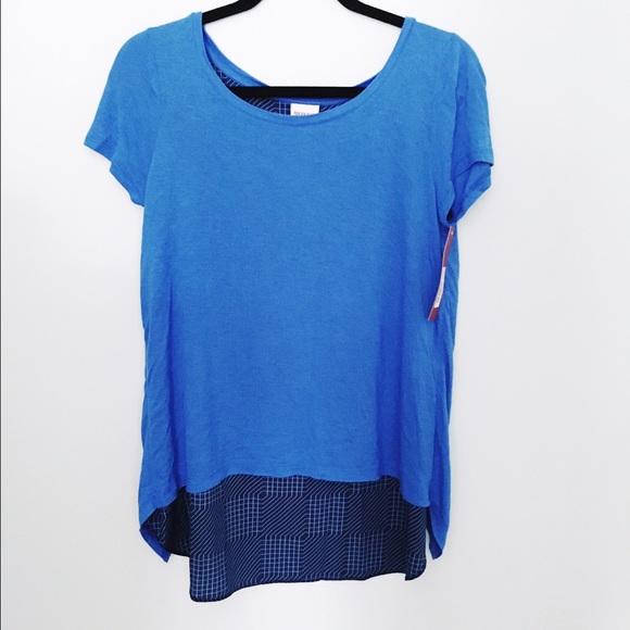 🌻NWT Merona Split Back Tee