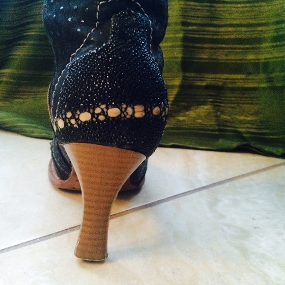 Mantarraya Boots - Picture 4 of 4