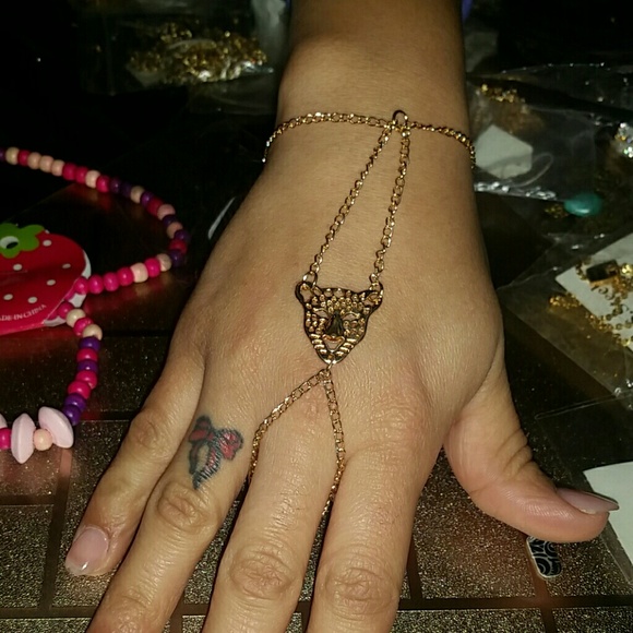 Hand Jewelry
