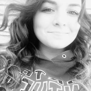 Meet your Posher, Nadia