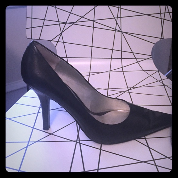 Nine West pumps