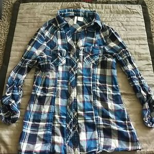 Juniors Plaid shirt (A) Never worn