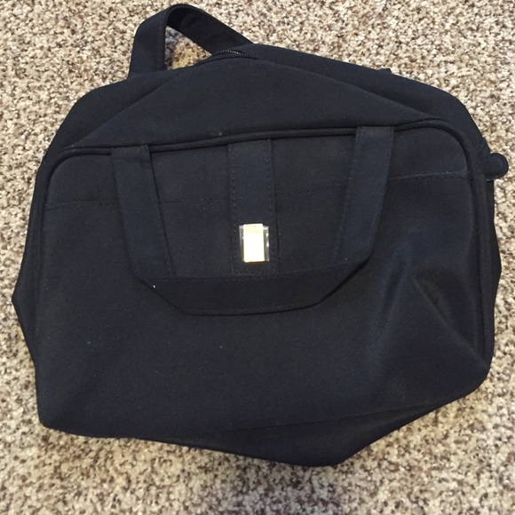 Elizabeth Arden bag NWT