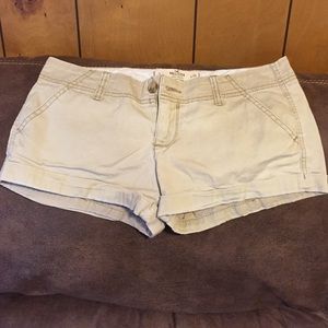 Hollister khaki shorts