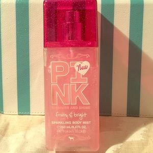 VS PINK sparkling body mist