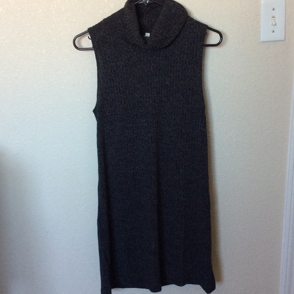 NWT slouchy turtleneck shift dress in charcoal - Picture 3 of 4