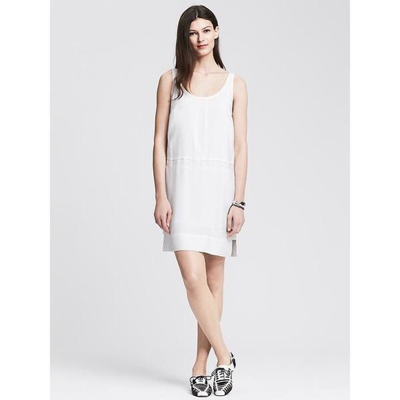 Banana Republic white seamed shift dress
