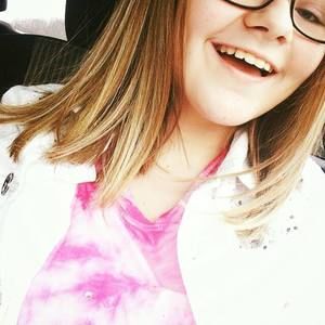 Meet your Posher, Alexis