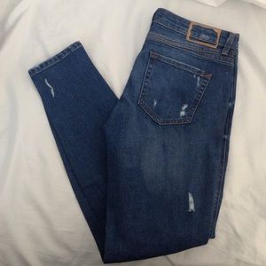 Skinny Jeans With Rips & Busts