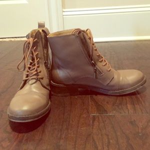 Vince Camuto Women's NINTIE Motorcycle Boot