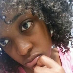 Meet your Posher, Sareka