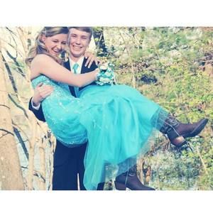 Meet your Posher, Courtney