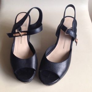 Dolce Vita Platform sandals in black leather