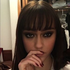 Meet your Posher, Ellyanna