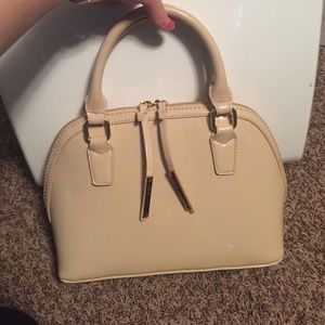 Nude bcbg alma shape