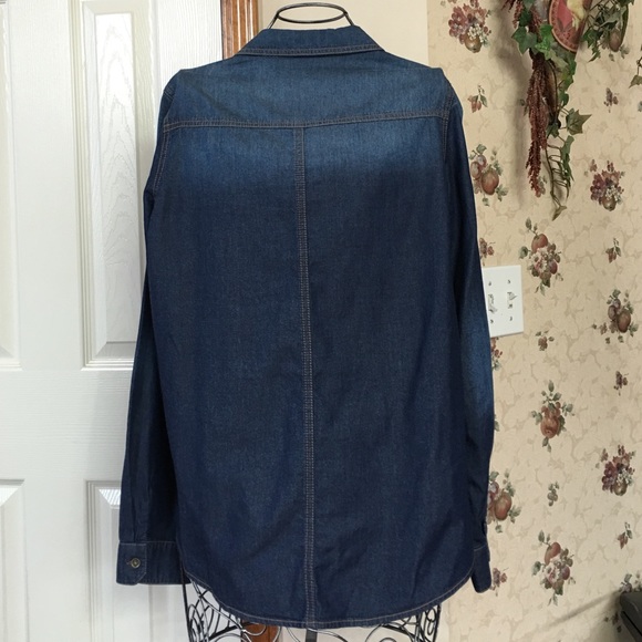 Denim Hi-Low button up Shirt - Picture 4 of 4