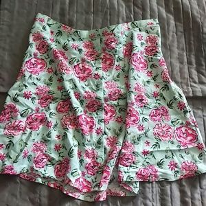 H&M hot pink flower mini skirt (A) Never worn