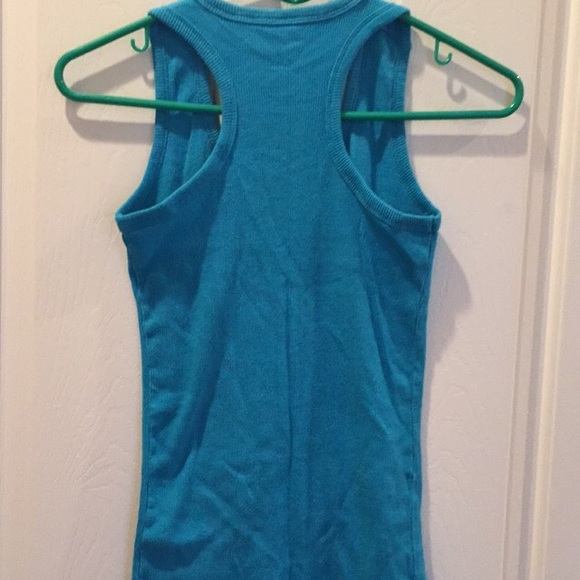 Tank top bundle - Picture 2 of 3
