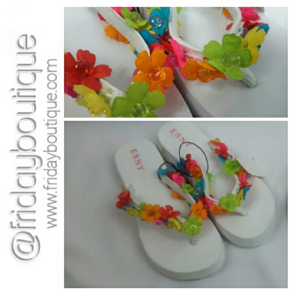 White Floral Flip Flops - Picture 2 of 2