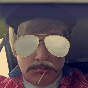 Meet your Posher, Taylor