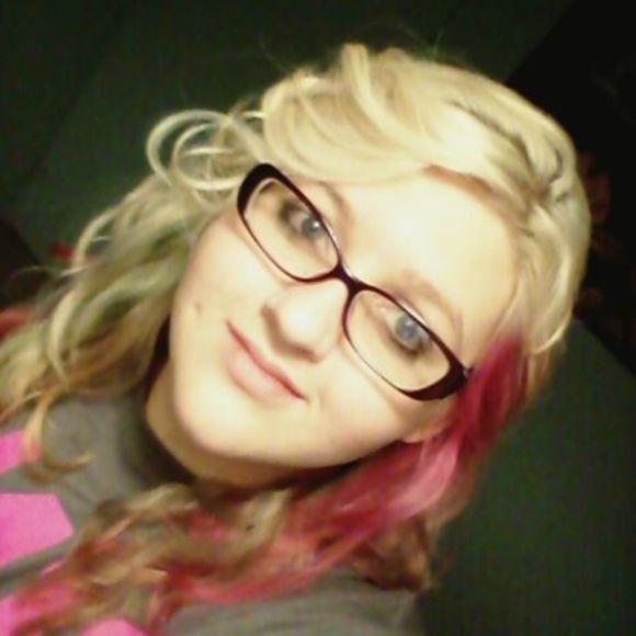 Meet your Posher, Krystal - Picture 1 of 1