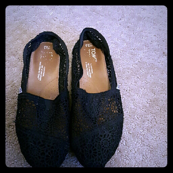 Tom's shoes