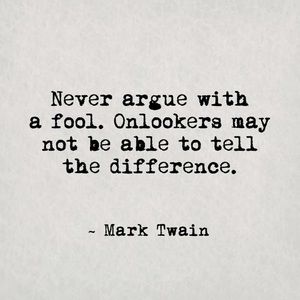 Meet your Posher, Dellia