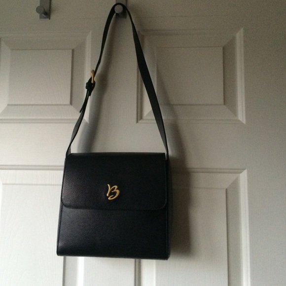 Bonia handbag