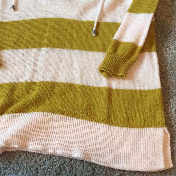 Loft V-Neck Knit Sweater - Picture 4 of 4