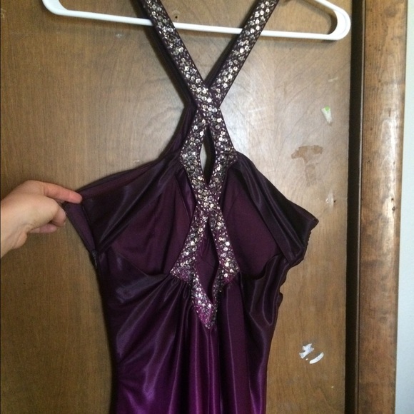 Must sell prom dress! - Picture 3 of 3