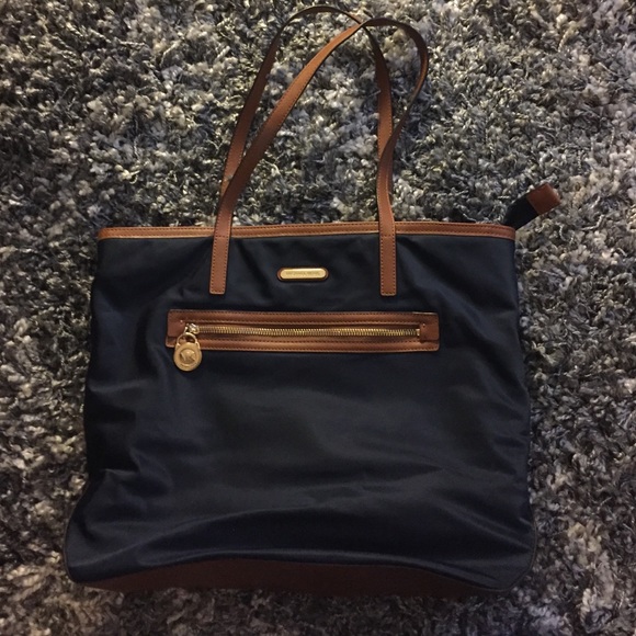 Michael Kors tote