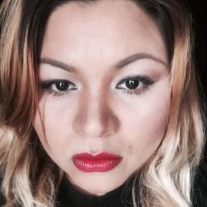 Meet your Posher, Silvia j.