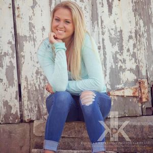 Meet your Posher, Emily