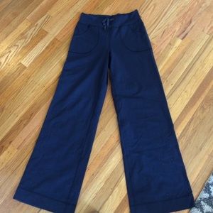 Lululemon wide leg pants