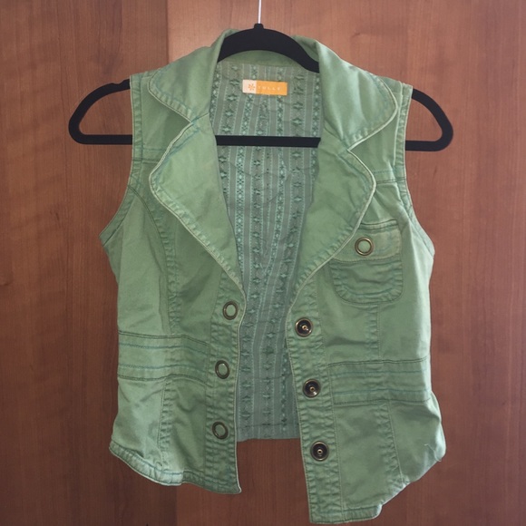 Green cargo vest