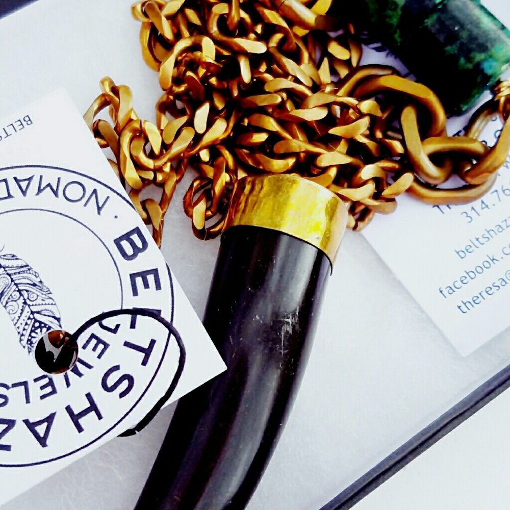 💣SALE💣Beltshazzar necklace horn necklace - Picture 5 of 5