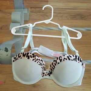PINK Strapless/multicross  pushup bra