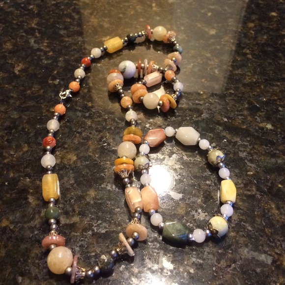 Jade necklace and matching barcelet