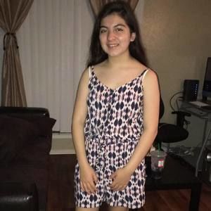 Meet your Posher, Valentina