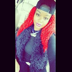 Meet your Posher, Toni